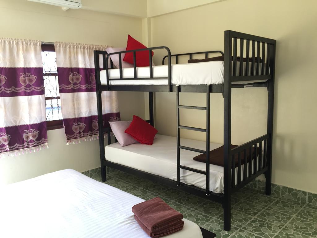 Tid Tarad Hostel 华欣 外观 照片
